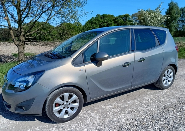 Opel Meriva cena 20999 przebieg: 151000, rok produkcji 2010 z Kłobuck małe 379